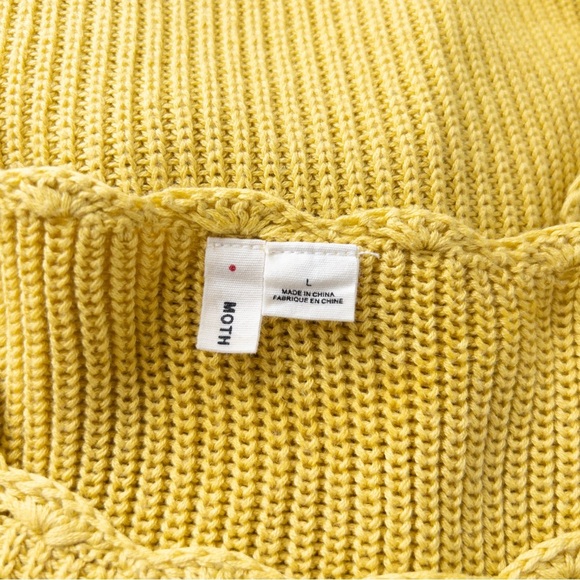 Anthropologie Moth Yellow Sleeveless Scallop Knit Top Large - Picture 9 of 10